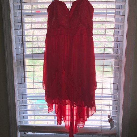 Formal Dress - Picture 2 of 3